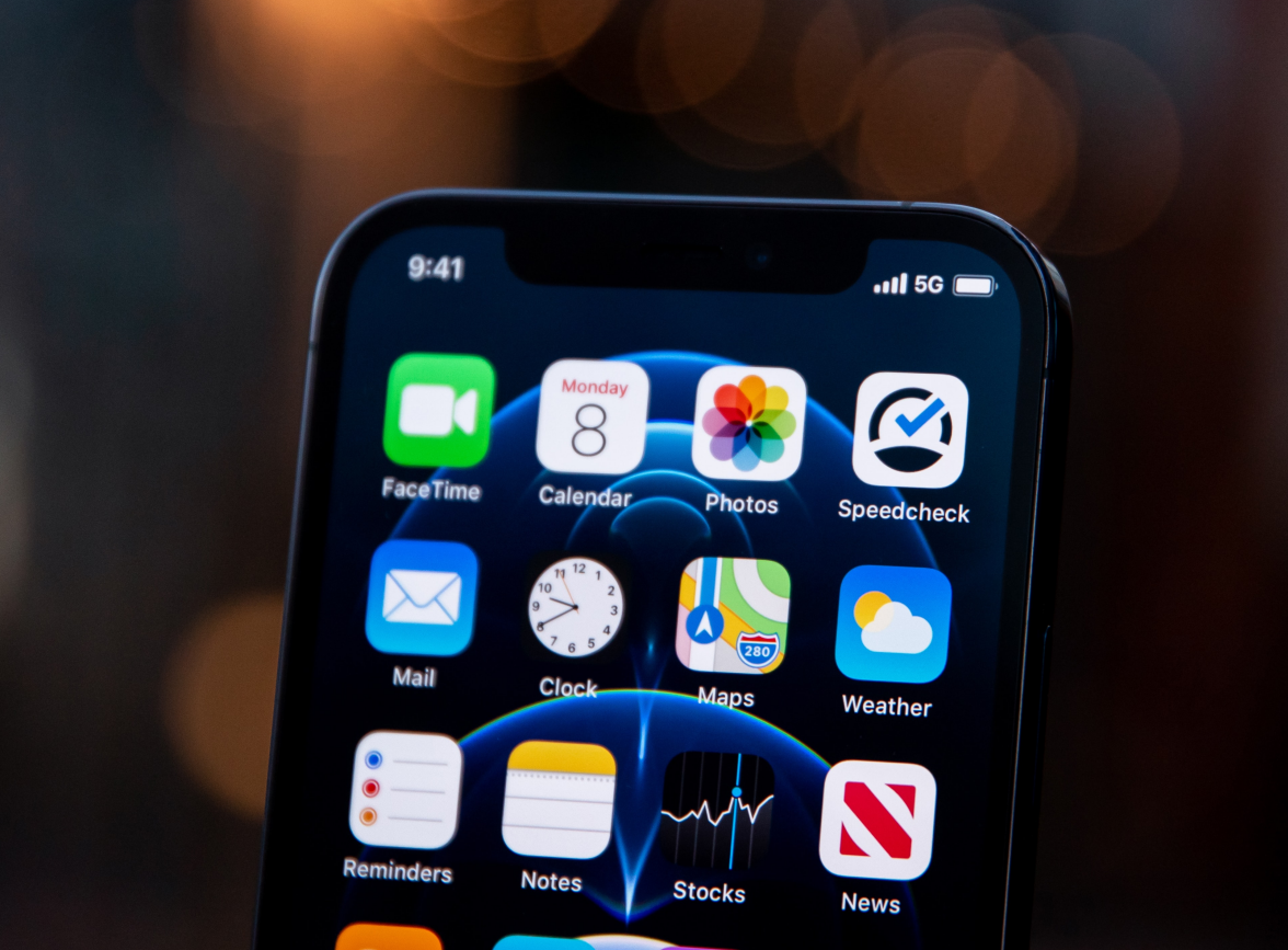 城口苹果手机维修分享为什么 iPhone 12 在冬季会自动关机 